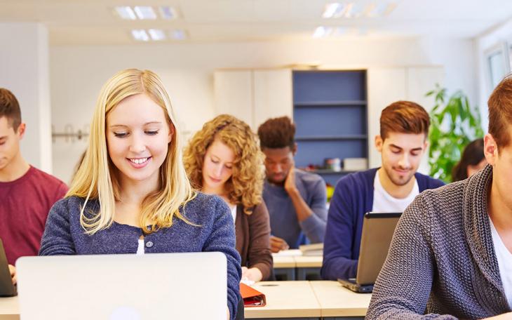 Yunanistan'da Yunanca kursu